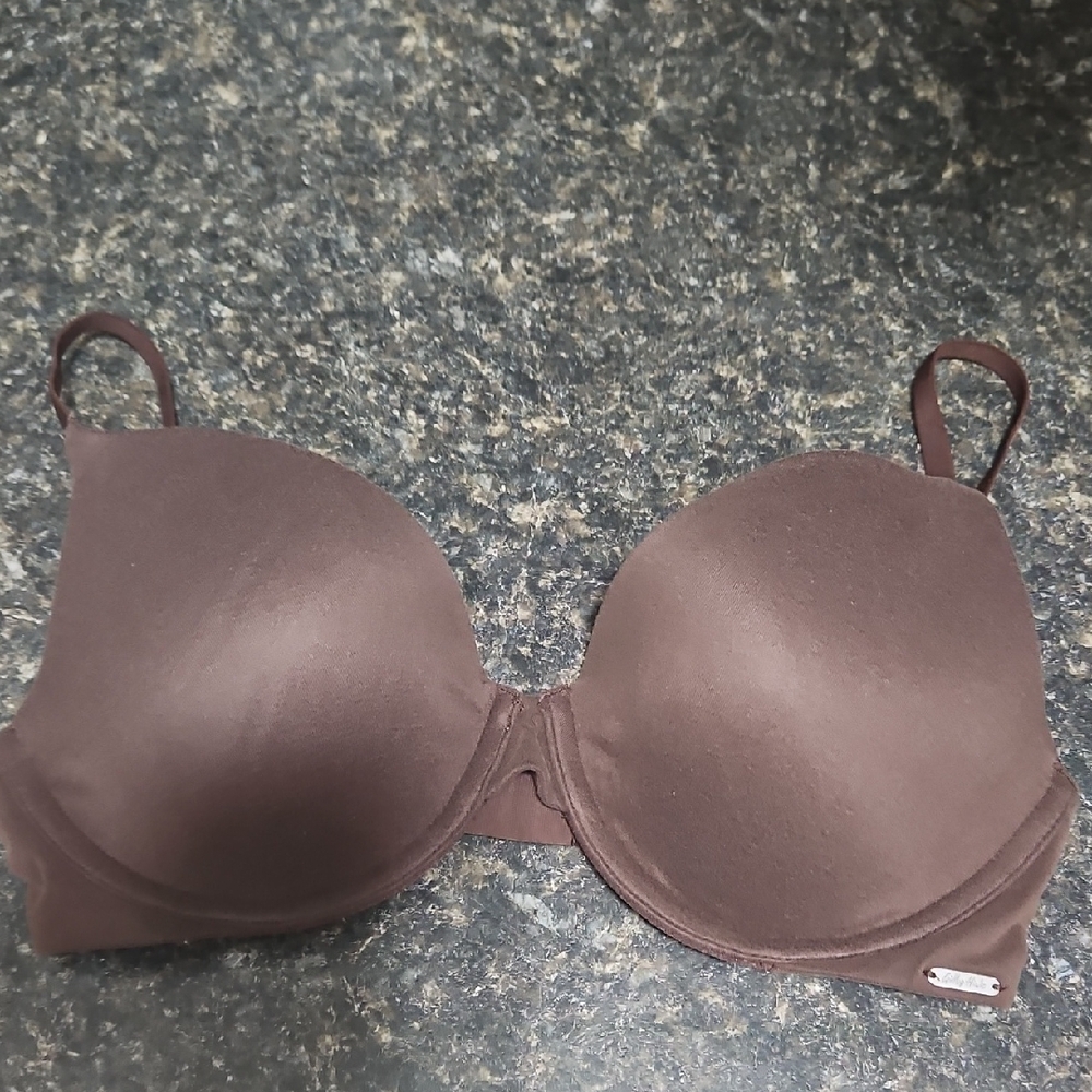 Gilly Hicks Chocolate Brown Lightly Lined TShirt Underwire Bra